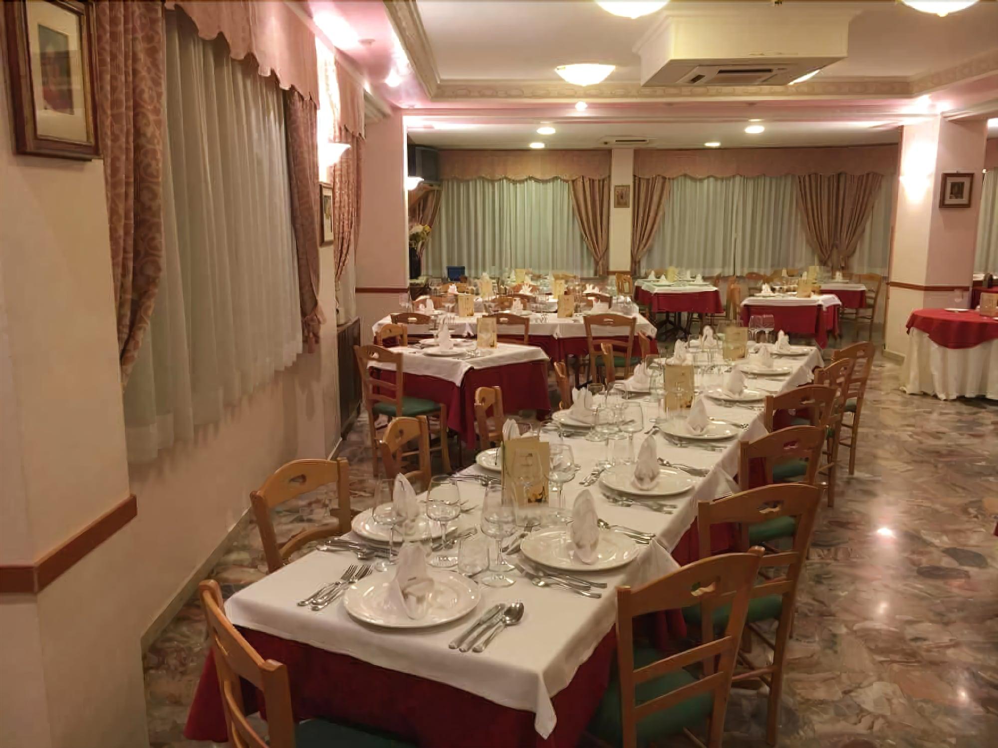 Viola Hotel