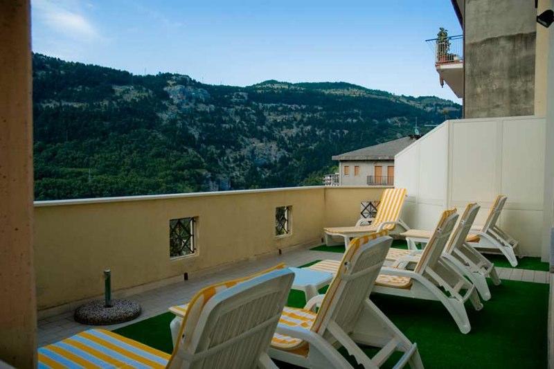 Viola Hotel 3*